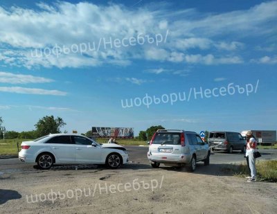 Свидетелка на автомеле в Равда: Украинка фучеше с ауди, от колата слезе окървавен младеж с бутилка вино