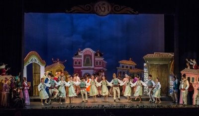 "Българи от старо време" играят в Музикалния театър за 24 май