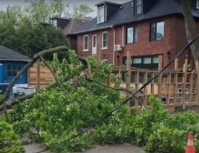 Бури взеха четири жертви в Канада (ВИДЕО)