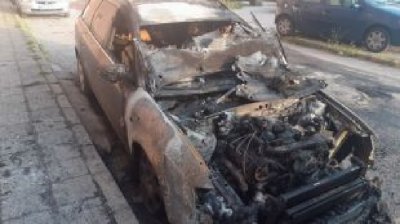 Отново подпалиха автомобил на служител от ДАИ в Пазарджик Инцидентът