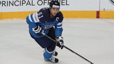 Нападателят Валтери Филпула стана първият финландски и общо 30 ти хокеист