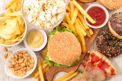 Усвояването на тежки храни изисква по голяма метаболитна активност което индиректно повишава телесната