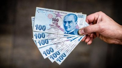 Турският министър на финансите и държавната хазна Нуреддин Небати прогнозира
