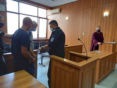 3 г. затвор за Цанко Петрунов, строшил 6 ребра на приятелката си в Пловдив