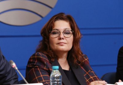 Здравният министър проф Асена Сербезова не скри яда си от