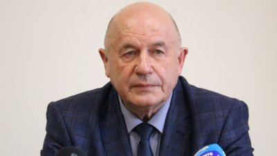 Освободеният в сряда областен управител на София Иван Иванов кацна