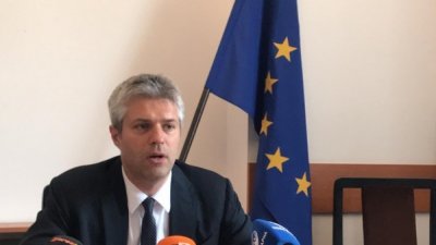 Решенията на Общинския съвет във Варна за продажба на 16