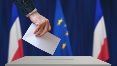 Франция гласува на първи тур от парламентарните избори които предстои
