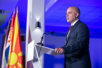 Македонският премиер: Не използваме преговорите с България за вътрешна употреба