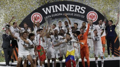 УЕФА наложи наказание от един мач без публика на Айнтрахт