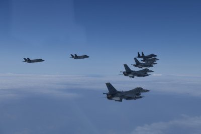 Япония и САЩ извършиха съвместно въздушно патрулиране в Азиатско Тихоокеанския регион