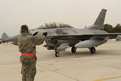 Румъния купува 32 норвежки изтребителя F-16