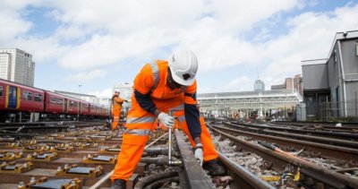 Във Великобритания започва мащабна жп стачка най голямата от 30 години