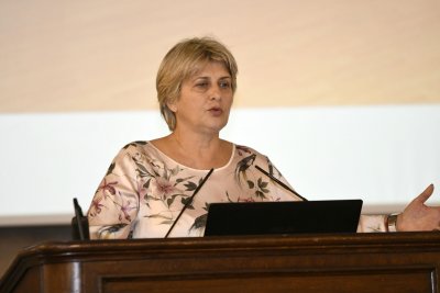 Весела Лечева: Корнелия Нинова опитва да въвлече Радев в калните управленски борби