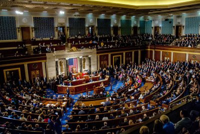 Двупартийна група от американски сенатори представи законопроект за ограничаване на достъпа