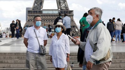 Новата вълна на ковид инфекции във Франция ще достигне пика