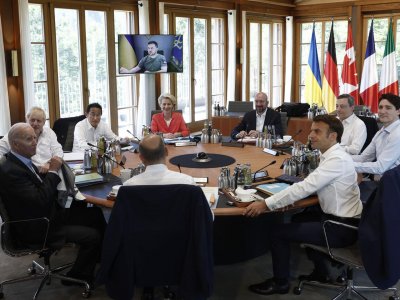 Зеленски пред Г-7: Войната трябва да свърши преди зимата