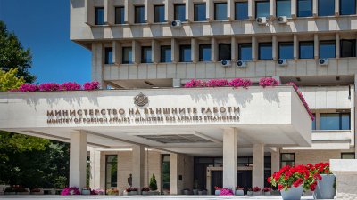 Външно: Парламентът взе историческо решение за СМ 