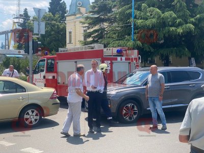 Шофьорът на автобуса от верижното меле в Бургас е получил схващане на десния крак