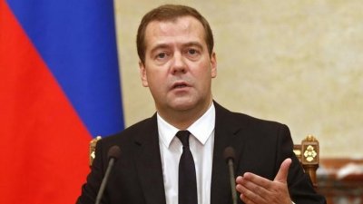 Медведев гледа на санкциите срещу Москва като агресия 