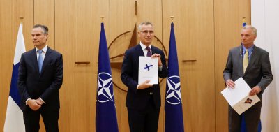 Финландия и Швеция подписаха протоколите за присъединяване към НАТО