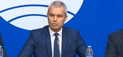 Лидерът на Възраждане Костадин Костадинов алармира на извънредна пресконференция за