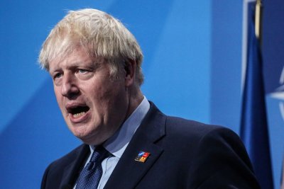 Британският премиер Борис Джонсън ще подаде оставка съобщи Би Би