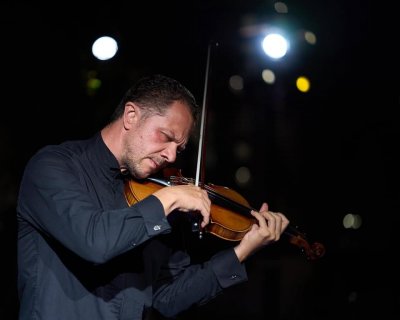 Мартин Пантелеев свири Бах и Вивалди в Гигинския манастир