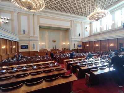 7 партиен парламент се очертава при предсрочните избори тази есен Това