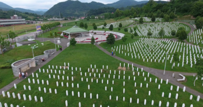 В Мемориалния център Поточари край Сребреница днес след възпоменателна церемония
