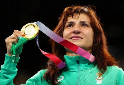 Първата българска олимпийска шампионка по бокс Стойка Кръстева стана