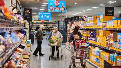 Във Великобритания годишната сметка на домакинствата за хранителни стоки се