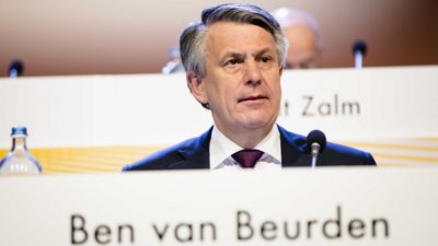 Главният изпълнителен директор на Шел Shell Бен ван Бюрден предупреди