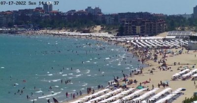 Ври и кипи от ваканцуващи по Черноморие В неделния ден