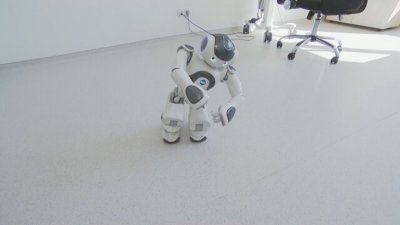 Български учени обучават роботи да помагат на хората Това се