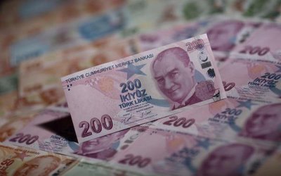Турската лира достигна годишно дъно