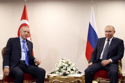 Путин се изнерви- чакал Ердоган цели 40 секунди (ВИДЕО)