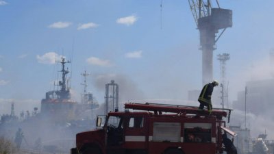 Москва: Ракети "Калибър" са унищожили военен катер в Одеса