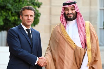 Саудитският престолонаследник принц Мохамед бин Салман благодари на френския президент Еманюел