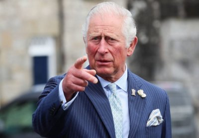 Принцът на Уелс е приел дарение от 1 милион британски