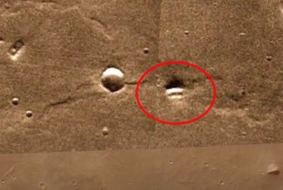Уфолозите и така наречените виртуални археолози използващи Google Mars отдавна