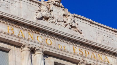 Испания удря банки и ЕРП-та с извънредни данъци