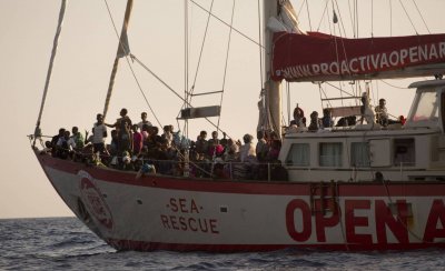 Корабът "Оупън армс" отказа да се насочи към Испания