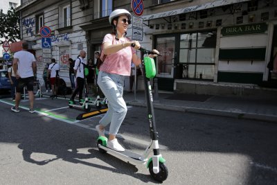 В София вече се наемат електрически скутери