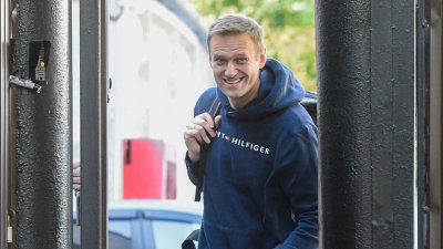 Освободиха Навални след 30 дни в затвора