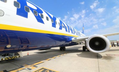 Кабинният персонал на Райънъер Ryanair е призован да се включи