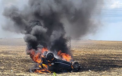 Джип изгоря след катастрофа край Варна