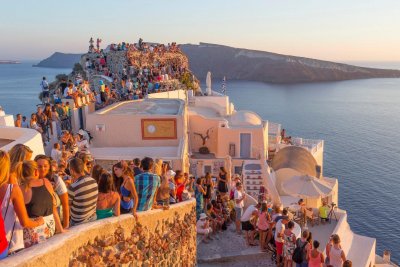 Повече внимание отvстрана на туристите препоръчват гръцките здравни власт поради