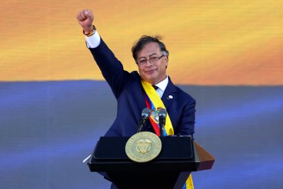 Представителят на лявата коалиция Исторически пакт Колумбия може и бивш