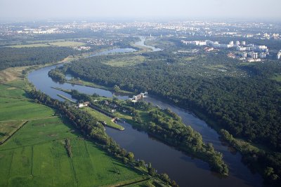Полша: В пробите от водата на река Одер има сол, не живак
